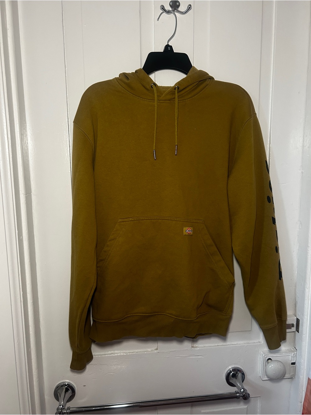 Dickies Since 1922 Hoodie in Olive